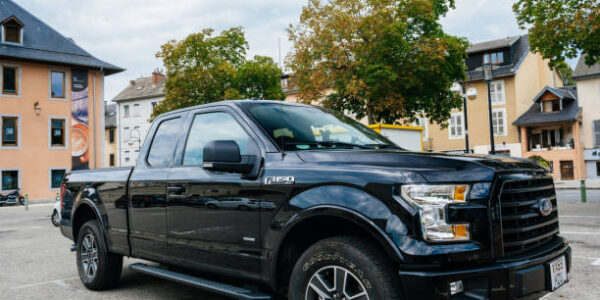 2024 Ford F-150 Hybrid 3.06 engine uses what oil